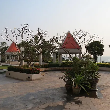 Jomtien Plaza Suite Apartments Room photo