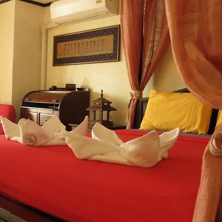Jomtien Plaza Suite Apartments Room photo
