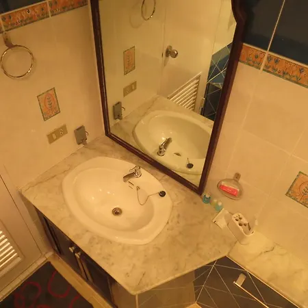 Jomtien Plaza Suite Apartments Room photo