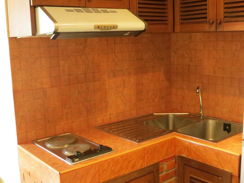 Plaza Apartment